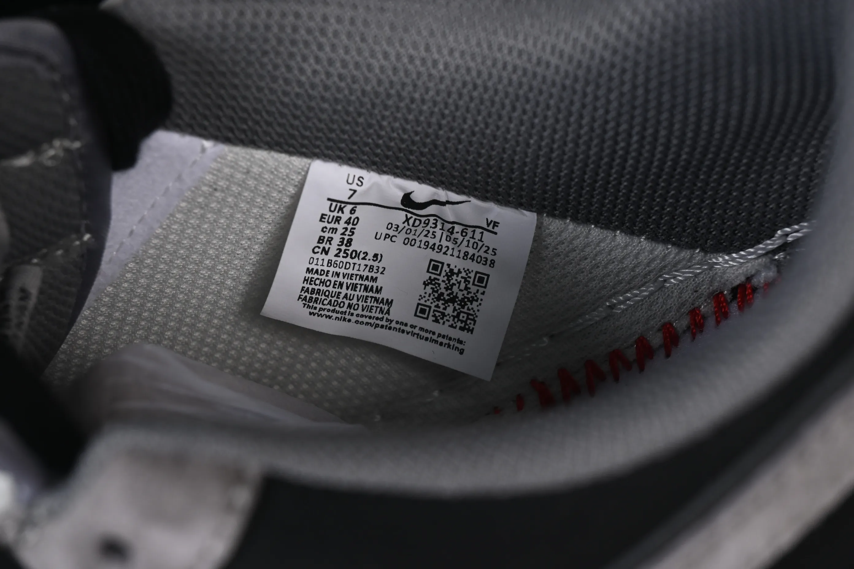 All categories Nk Air Force 1 Air Force series Nk Air Force 1 Low Air Force low-top Nike Air Force 1'07 Low Violent Bear joint black and gray stitching Air Force 1 low-top casual sneakers XD9314-611